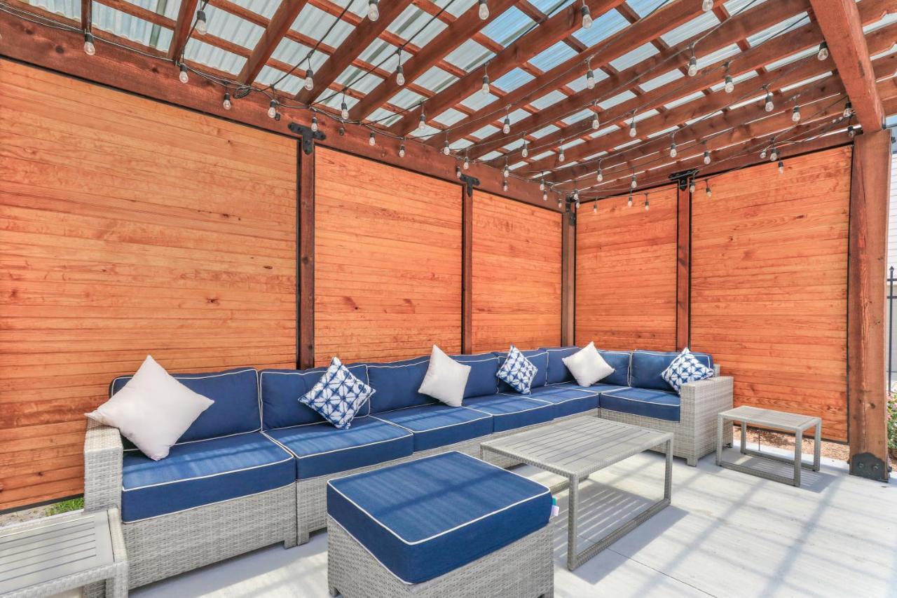 Amazing New Construction Villa With Balconies New Orleans Exterior photo