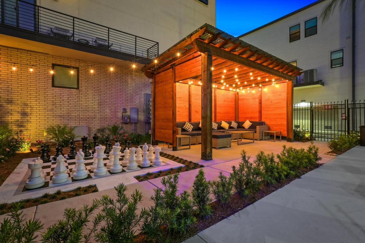 Amazing New Construction Villa With Balconies New Orleans Exterior photo
