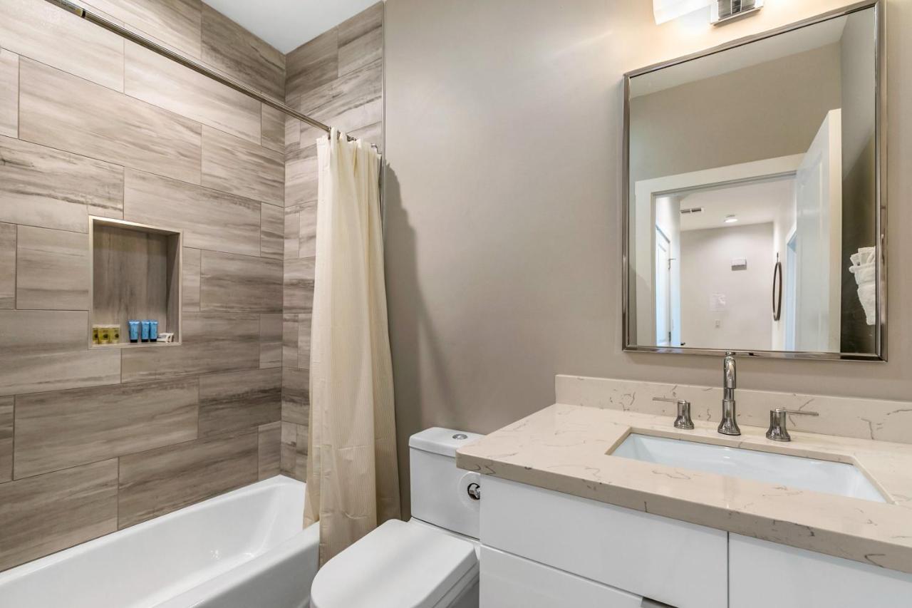 Amazing New Construction Villa With Balconies New Orleans Exterior photo