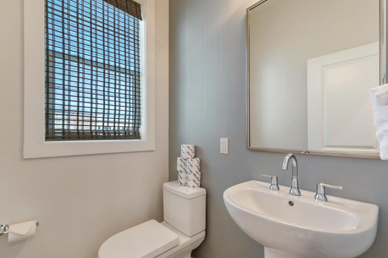 Amazing New Construction Villa With Balconies New Orleans Exterior photo